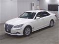 2016 Toyota Crown Hybrid