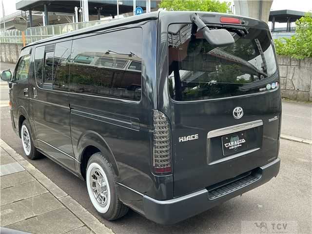 2013 Toyota Hiace