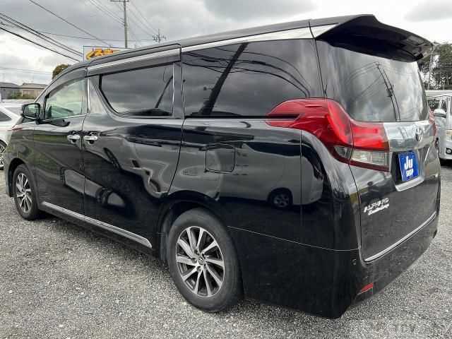 2016 Toyota Alphard