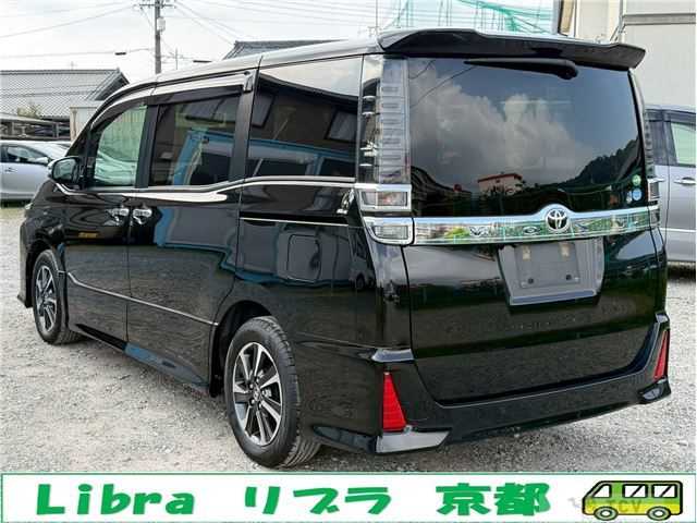 2019 Toyota Voxy