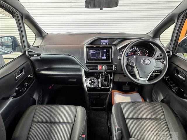 2019 Toyota Voxy