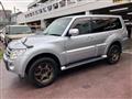 2011 Mitsubishi Pajero