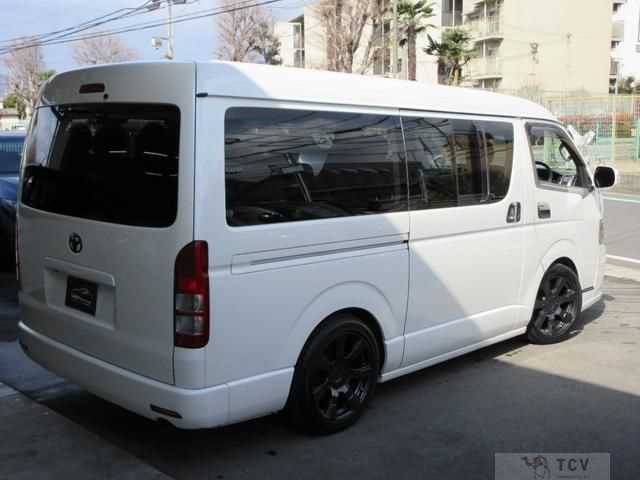 2011 Toyota Hiace Wagon