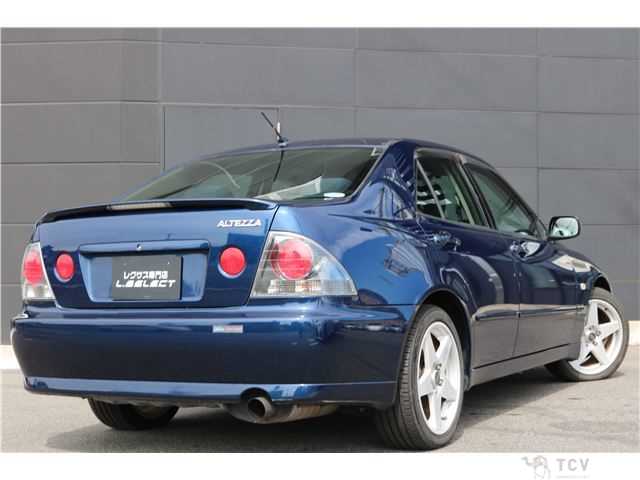 2004 Toyota Altezza