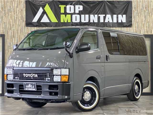 2005 Toyota Hiace Van
