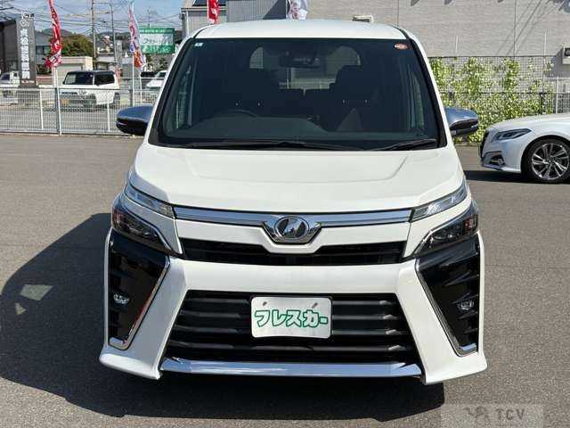 2018 Toyota Voxy