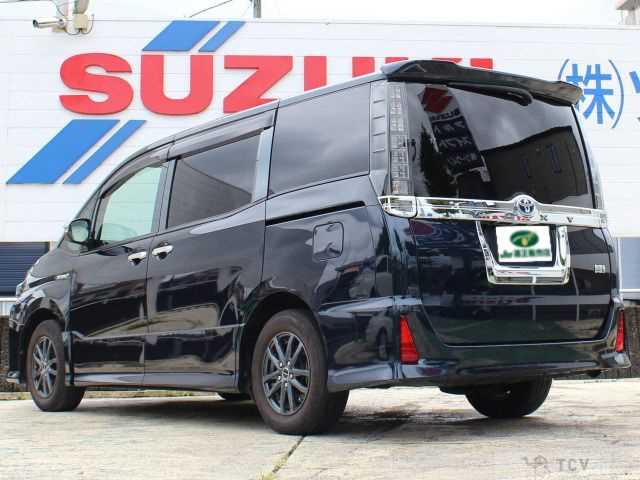 2016 Toyota Voxy