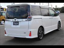 2020 Toyota Voxy