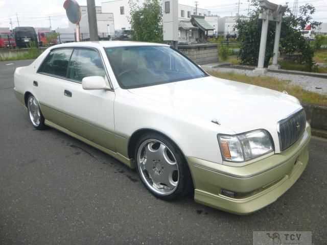 1995 Toyota Crown Majesta