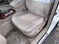 2000 Toyota Crown Majesta