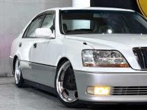 2000 Toyota Crown Majesta