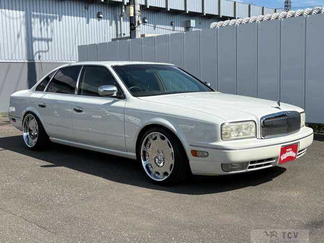 2000 Nissan President
