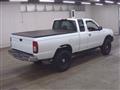 2000 Nissan Datsun Pickup