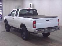 2000 Nissan Datsun Pickup