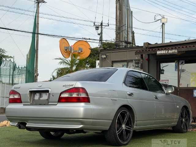 2000 Nissan Laurel