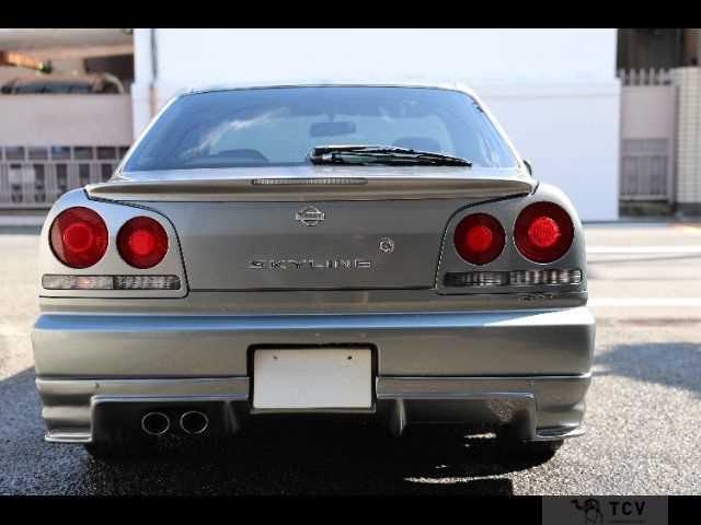 2000 Nissan Skyline