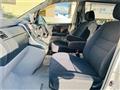 2004 Toyota Alphard