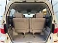 2005 Toyota Alphard