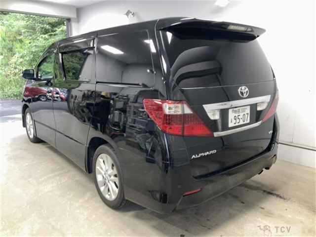 2009 Toyota Alphard