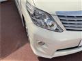 2009 Toyota Alphard