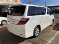 2010 Toyota Alphard