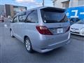 2011 Toyota Alphard