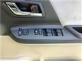 2012 Toyota Alphard