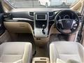 2013 Toyota Alphard