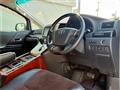 2013 Toyota Alphard