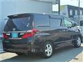 2013 Toyota Alphard