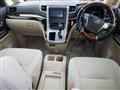 2013 Toyota Alphard