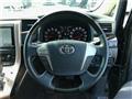 2013 Toyota Alphard