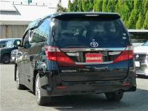 2013 Toyota Alphard