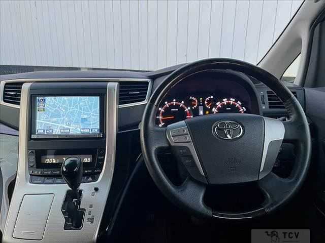 2013 Toyota Alphard