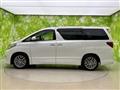 2013 Toyota Alphard