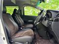 2013 Toyota Alphard