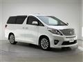 2013 Toyota Alphard