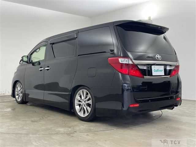 2013 Toyota Alphard