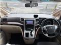 2014 Toyota Alphard