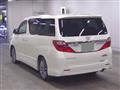 2014 Toyota Alphard