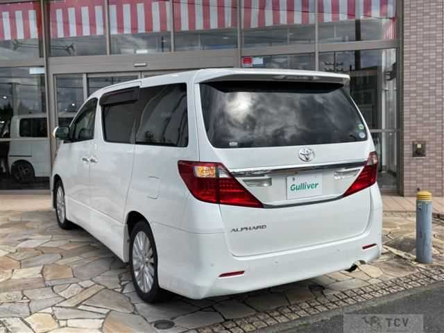 2014 Toyota Alphard