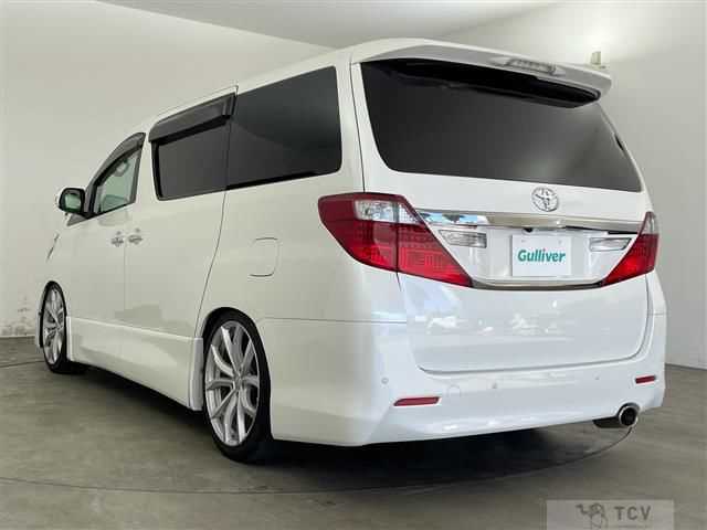 2014 Toyota Alphard