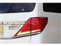 2014 Toyota Alphard