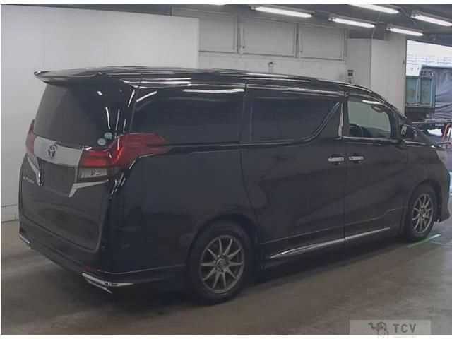 2015 Toyota Alphard