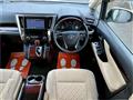 2015 Toyota Alphard
