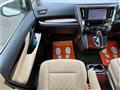 2015 Toyota Alphard