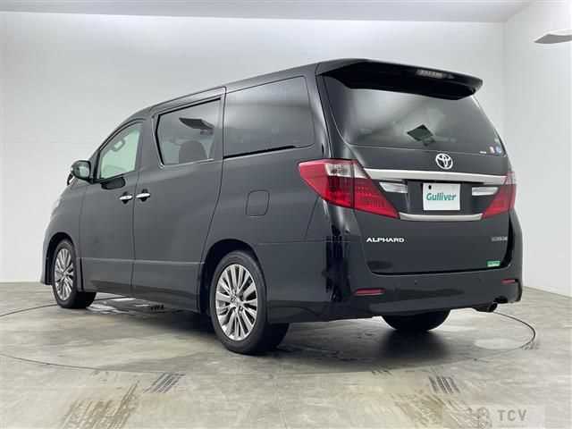 2015 Toyota Alphard
