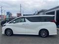 2015 Toyota Alphard