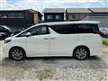 2016 Toyota Alphard