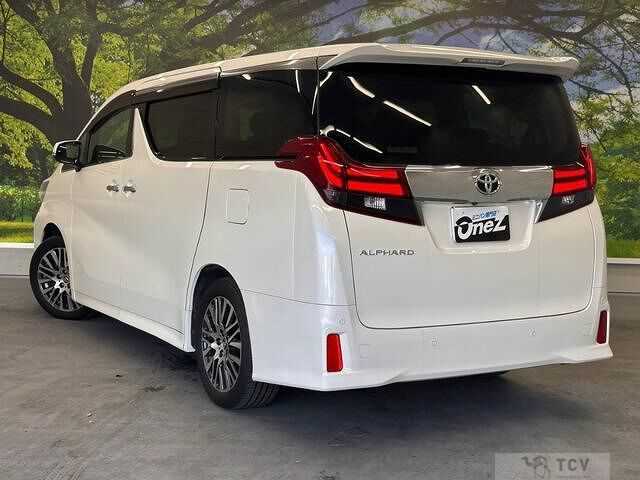 2016 Toyota Alphard
